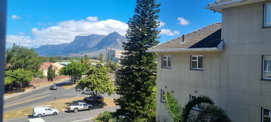 1 Bedroom Property for Sale in Pinelands Western Cape